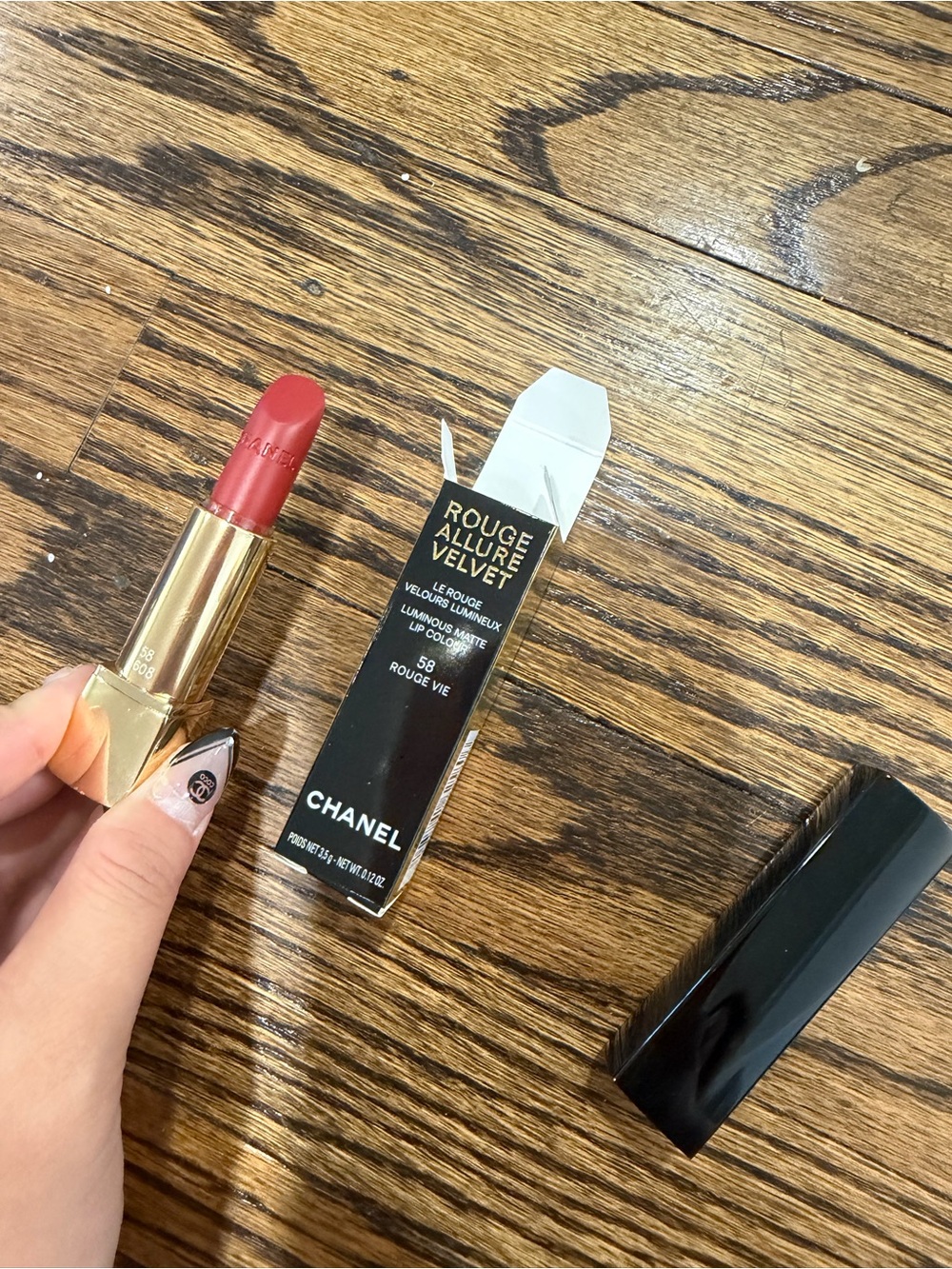 CHANEL Rouge Allure Velvet Lipstick Luminous Matte 58 Rouge Vie 3.5 g